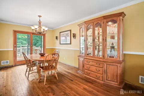 134 Devon Rd, Colonia, NJ 07067 photo 11