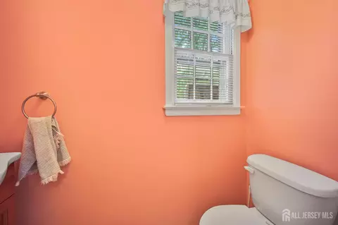 134 Devon Rd, Colonia, NJ 07067 photo 27