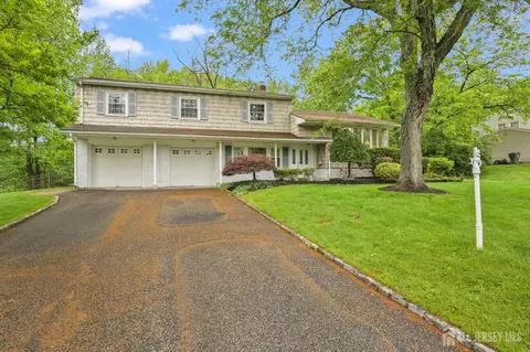 134 Devon Rd, Colonia, NJ 07067 photo 2