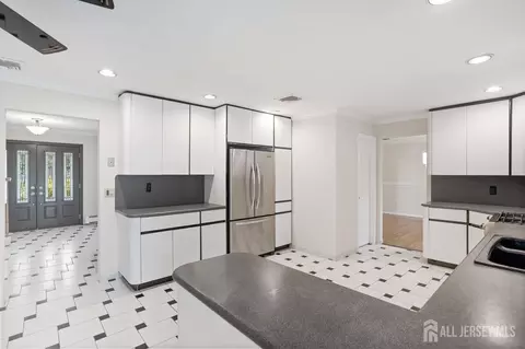 15 Meredith Rd, Edison, NJ 08817 photo 12