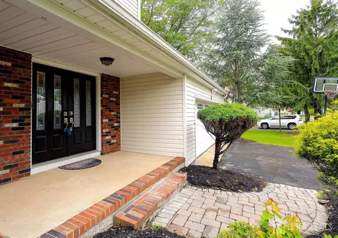 15 Meredith Rd, Edison, NJ 08817 photo 3