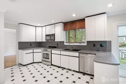 15 Meredith Rd, Edison, NJ 08817 photo 10