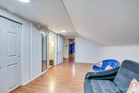 Entry Way - 84 Prospect Ave, Edison, NJ 08817 photo 3 of 3