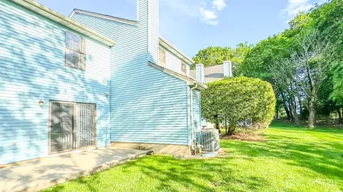 Exterior - 1204 Maplecrest Rd, Edison, NJ 08820 photo 4 of 4