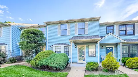 Exterior - 1204 Maplecrest Rd, Edison, NJ 08820 photo 1 of 4
