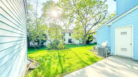 Exterior - 1204 Maplecrest Rd, Edison, NJ 08820 photo 2 of 4