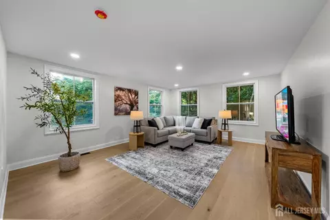 2 Beech Ln, Edison, NJ 08820 photo 14