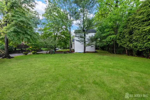 2 Beech Ln, Edison, NJ 08820 photo 48
