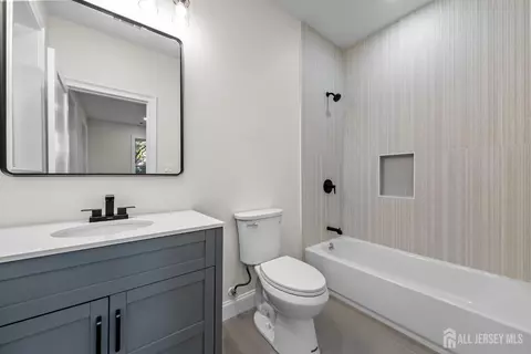 2 Beech Ln, Edison, NJ 08820 photo 35