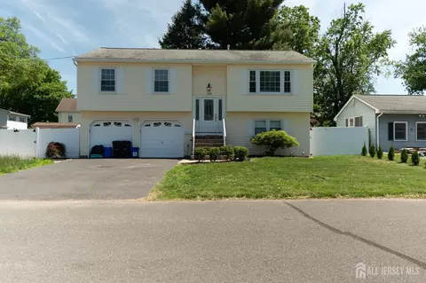 Exterior - 128 Jay St, Middlesex, NJ 08846 photo 1 of 3