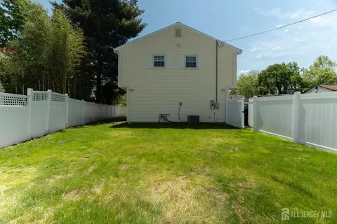 Exterior - 128 Jay St, Middlesex, NJ 08846 photo 2 of 3