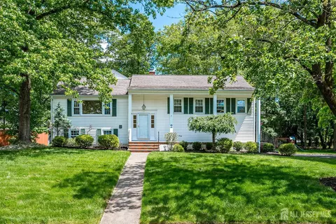 Exterior - 9 NW Fielding Pl, Edison, NJ 08820 photo 1 of 8