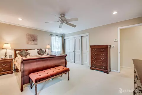 Bedroom - 9 NW Fielding Pl, Edison, NJ 08820 photo 2 of 8