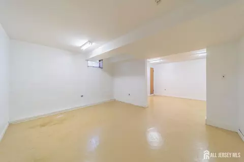 Other - 289 Old Rd, Sewaren, NJ 07077 photo 8 of 10