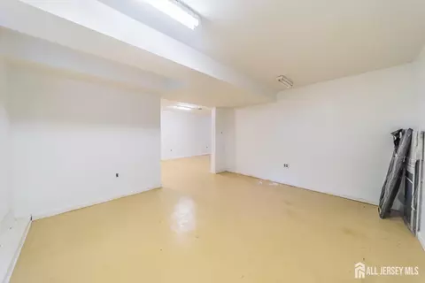 Other - 289 Old Rd, Sewaren, NJ 07077 photo 9 of 10