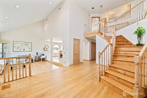 6 Allison Ct, Edison, NJ 08820 photo 6