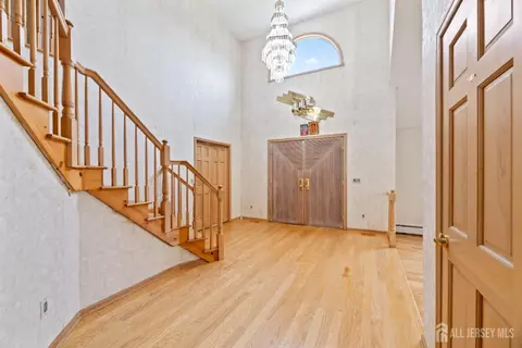 6 Allison Ct, Edison, NJ 08820 photo 5