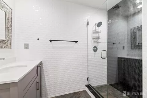 6 Allison Ct, Edison, NJ 08820 photo 29