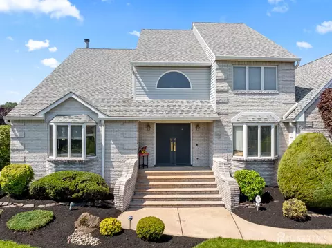 6 Allison Ct, Edison, NJ 08820 photo 3