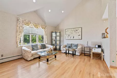 6 Allison Ct, Edison, NJ 08820 photo 8