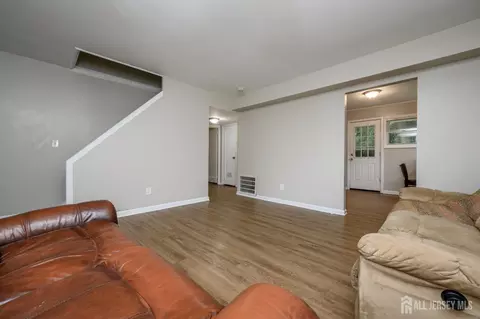 Entry Way - 1075 Fireside Ave, Ewing, NJ 08618 photo 2 of 3