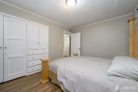 Bedroom - 1075 Fireside Ave, Ewing, NJ 08618 photo 2 of 4