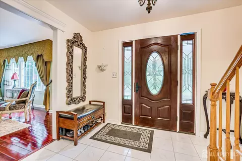10 Dellview Dr, Edison, NJ 08820 photo 7