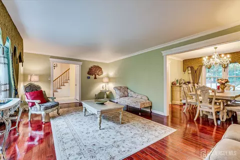 10 Dellview Dr, Edison, NJ 08820 photo 10