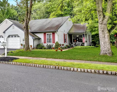 20 Sagamore Ave, Edison, NJ 08820