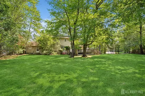 Exterior - 2 Christopher Ct, Edison, NJ 08820 photo 6 of 6