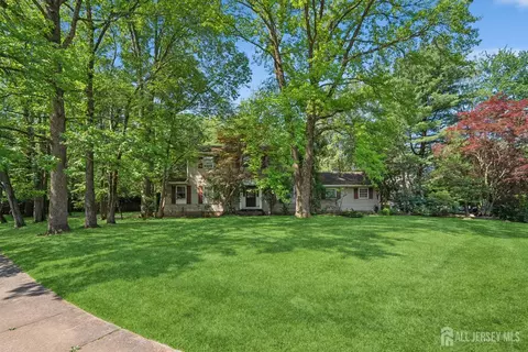 Exterior - 2 Christopher Ct, Edison, NJ 08820 photo 2 of 6