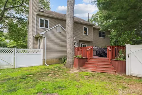 66 Spring Hill Rd, Matawan, NJ 07747 photo 12