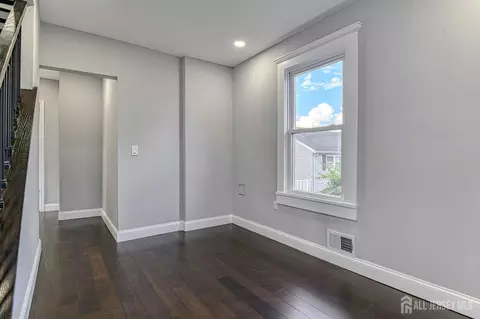 27 Elm St, Edison, NJ 08817 photo 7