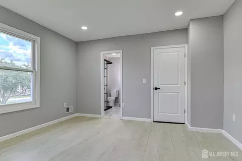 27 Elm St, Edison, NJ 08817 photo 29
