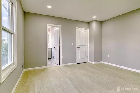 27 Elm St, Edison, NJ 08817 photo 30