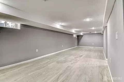 27 Elm St, Edison, NJ 08817 photo 35