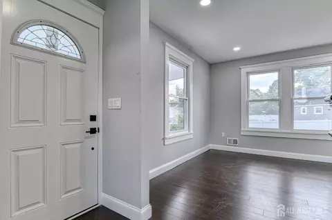 27 Elm St, Edison, NJ 08817 photo 6