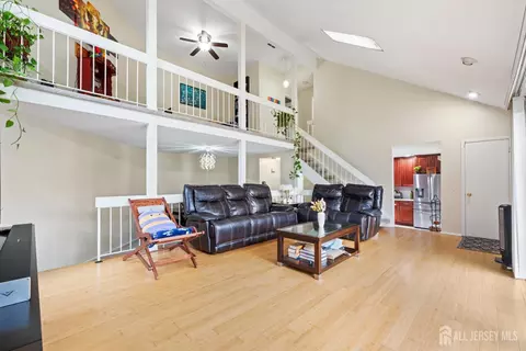 348 Westgate Dr, Edison, NJ 08820 photo 13