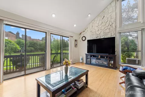 348 Westgate Dr, Edison, NJ 08820 photo 16