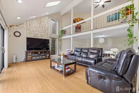 348 Westgate Dr, Edison, NJ 08820 photo 11
