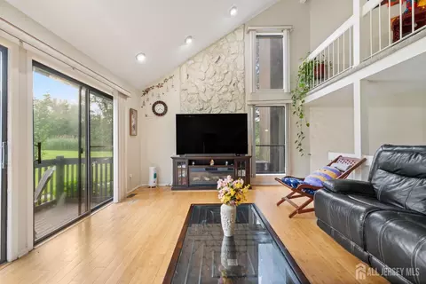 348 Westgate Dr, Edison, NJ 08820 photo 15