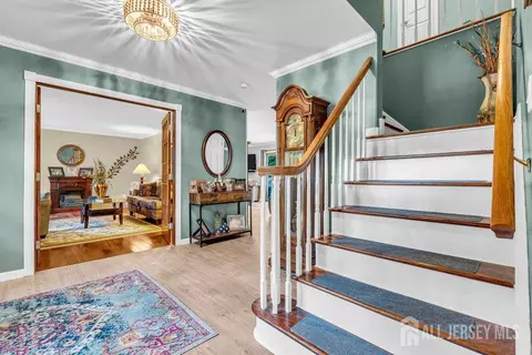 19 Bartlett Ct, Matawan, NJ 07747 photo 3