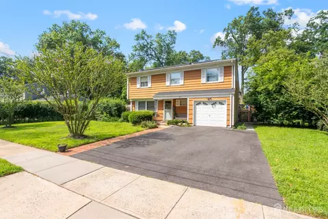 21 Rieder Rd, Spotswood, NJ 08884