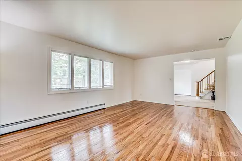 40 Montclair Ave, Edison, NJ 08820 photo 19