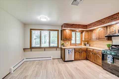 40 Montclair Ave, Edison, NJ 08820 photo 23