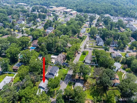 40 Montclair Ave, Edison, NJ 08820 photo 7