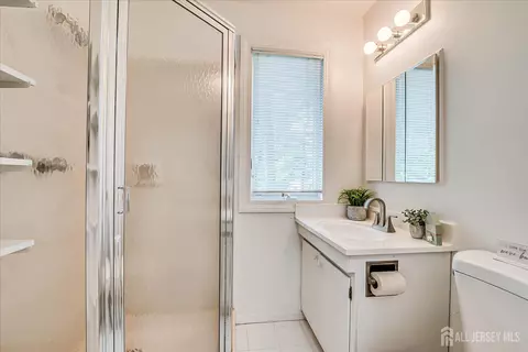 40 Montclair Ave, Edison, NJ 08820 photo 36