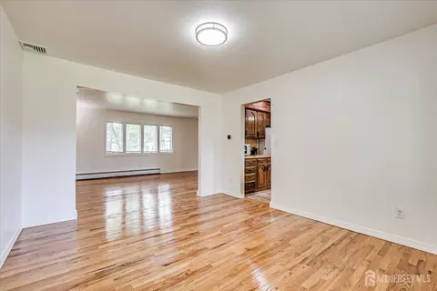 40 Montclair Ave, Edison, NJ 08820 photo 15