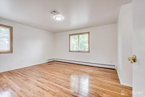 40 Montclair Ave, Edison, NJ 08820 photo 34