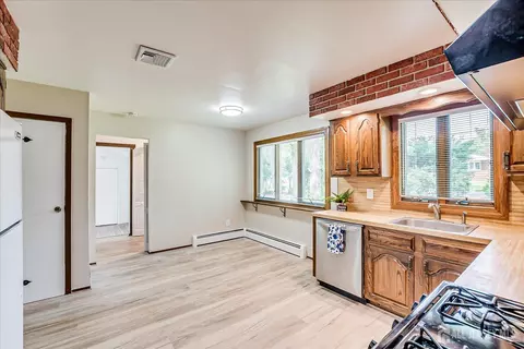 40 Montclair Ave, Edison, NJ 08820 photo 21